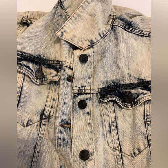 BDG oversized denim jacket, Size M - Picture 7 of 9